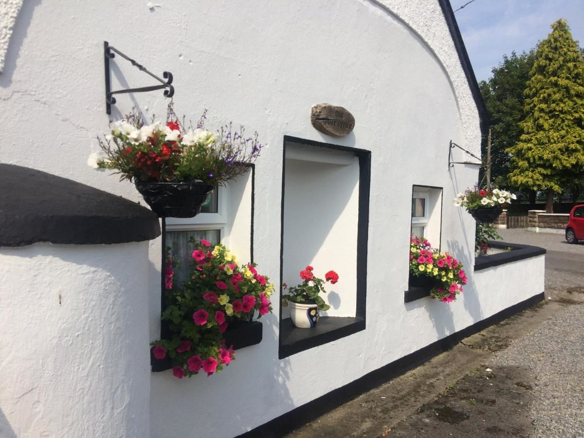 Дома для отпуска Shannon Breeze Cottage Ballycrossaun-40